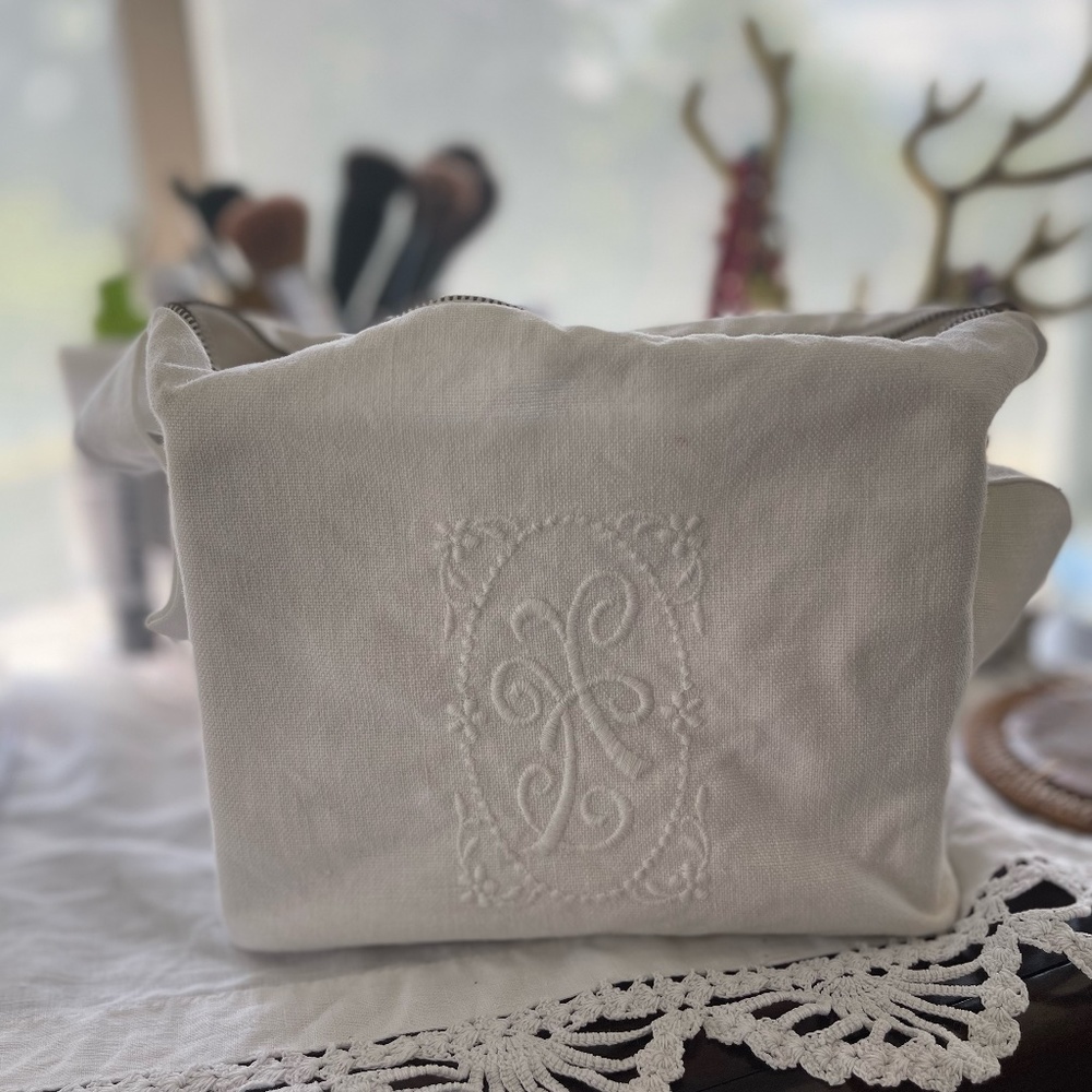 Vintage linen purse
